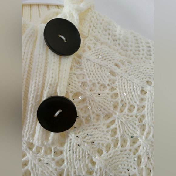 EUC! Ivory Knit Poncho with Silver sequin detail. Fits up to Size L. - Picture 3 of 5